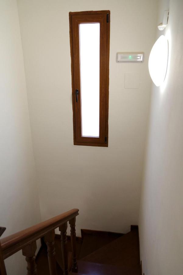 Vallespin 43 Parking, Wifi Ávila Dış mekan fotoğraf